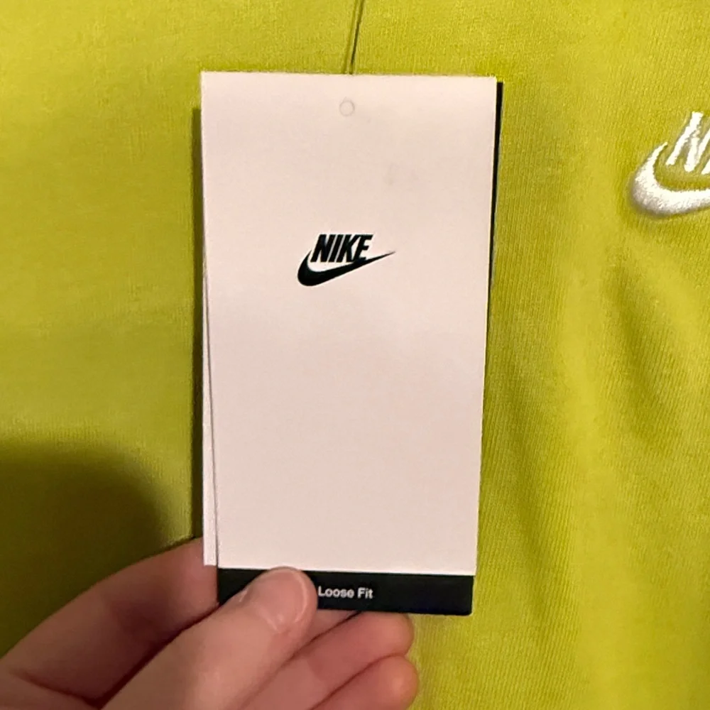 Nike Kids Loose Fit T-Shirt‎ Dress Volt Yellow Green FB1258-308 Large L NWT